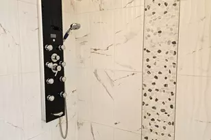 2100 Cross St, Philadelphia, PA 19146 - Photo 36