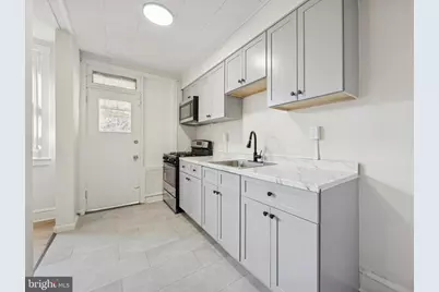 2558 S Dewey Street, Philadelphia, PA 19142 - Photo 8