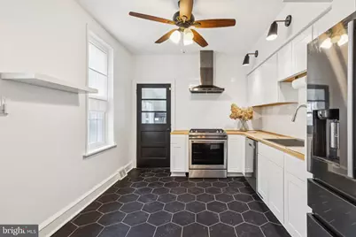 850 E Thompson Street, Philadelphia, PA 19125 - Photo 12