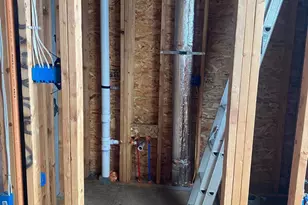 634 Watkins St, Philadelphia, PA 19148 - Photo 14