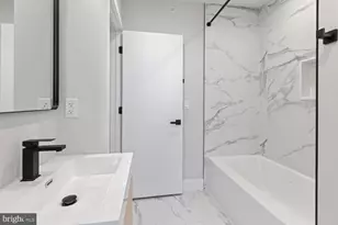 713 S 58th St, Philadelphia, PA 19143 - Photo 16