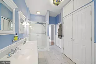 3008 Poplar St, Philadelphia, PA 19130 - Photo 34