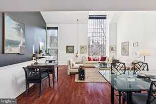 36 St James Ct, Philadelphia, PA 19106 - Photo 2