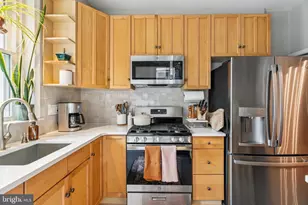 2612 Swain St, Philadelphia, PA 19130 - Photo 16