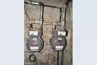 1016 W Duncannon Avenue, Philadelphia, PA 19141 - Photo 32