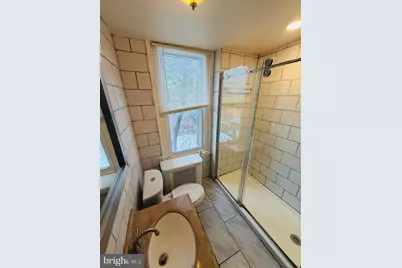 1016 W Duncannon Avenue, Philadelphia, PA 19141 - Photo 16