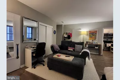 135 S 19th Street #702, Philadelphia, PA 19103 - Photo 2