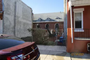 2506 N Myrtlewood St, Philadelphia, PA 19132 - Photo 2
