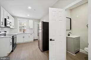 2165 Conlyn St, Philadelphia, PA 19138 - Photo 10