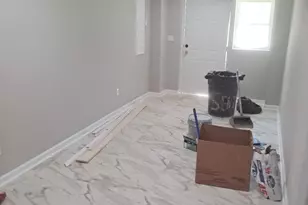 566 Sentner St, Philadelphia, PA 19120 - Photo 8