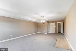 273 Delmar St, Philadelphia, PA 19128 - Photo 32