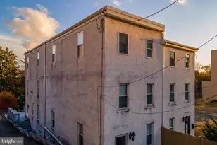 273 Delmar St, Philadelphia, PA 19128 - Photo 2