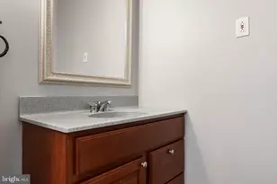 273 Delmar St, Philadelphia, PA 19128 - Photo 14