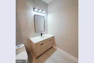 714 Chestnut Street #4R, Philadelphia, PA 19106 - Photo 10