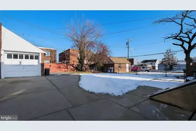 2035 Ripley Street, Philadelphia, PA 19152 - Photo 24