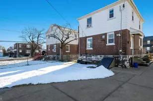 2035 Ripley St, Philadelphia, PA 19152 - Photo 28