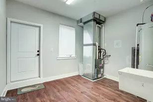 2526 E Albert St, Philadelphia, PA 19125 - Photo 4