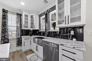 5559 Harbison Ave, Philadelphia, PA 19124 - Photo 4