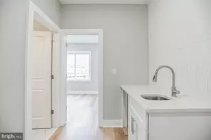 2216 Emerald St, Philadelphia, PA 19125 - Photo 14