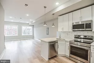 2216 Emerald St, Philadelphia, PA 19125 - Photo 6