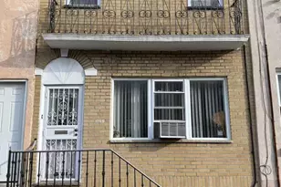 1733 S 9th St, Philadelphia, PA 19148 - Photo 1