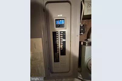 1933 E Albert Street, Philadelphia, PA 19125 - Photo 12