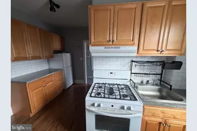 2105 N Howard Street #3, Philadelphia, PA 19122 - Photo 4