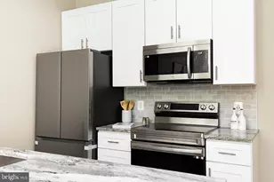 139-59 N 23rd St, Philadelphia, PA 19103 - Photo 24