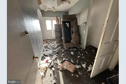 221 W Apsley Street, Philadelphia, PA 19144 - Photo 10