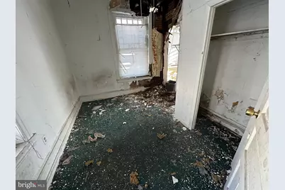 221 W Apsley Street, Philadelphia, PA 19144 - Photo 8