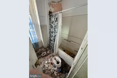 221 W Apsley Street, Philadelphia, PA 19144 - Photo 14