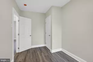 1729 N Bambrey St, Philadelphia, PA 19121 - Photo 18