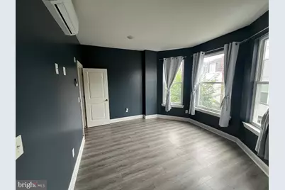 1829 N 33rd Street #2R, Philadelphia, PA 19121 - Photo 2