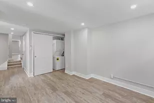 256 S 11th St, Philadelphia, PA 19107 - Photo 8