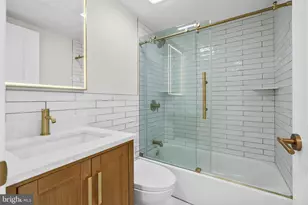 1138 S Clifton St, Philadelphia, PA 19147 - Photo 18