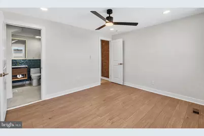 1138 S Clifton Street, Philadelphia, PA 19147 - Photo 12