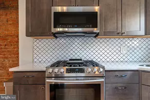 1640 S Chadwick St, Philadelphia, PA 19145 - Photo 12