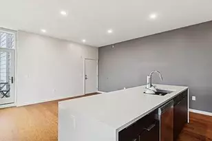 820 E Thompson St, Philadelphia, PA 19125 - Photo 2