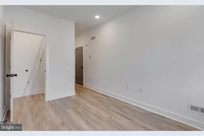 3842 Fairmount Avenue #B, Philadelphia, PA 19104 - Photo 4