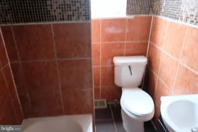 2144 Natrona, Philadelphia, PA 19121 - Photo 16