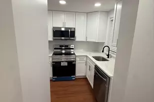 7107 Buist Ave, Philadelphia, PA 19142 - Photo 10