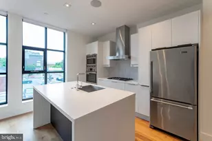 240 N 2nd St, Philadelphia, PA 19106 - Photo 2