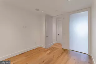 240 N 2nd St, Philadelphia, PA 19106 - Photo 10