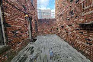 1727 Fitzwater St, Philadelphia, PA 19146 - Photo 16