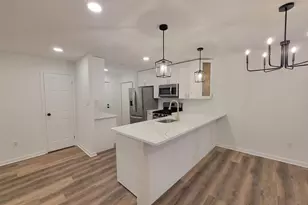 1727 Fitzwater St, Philadelphia, PA 19146 - Photo 10