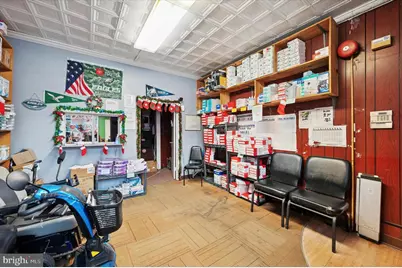 121 W Girard Avenue, Philadelphia, PA 19123 - Photo 4