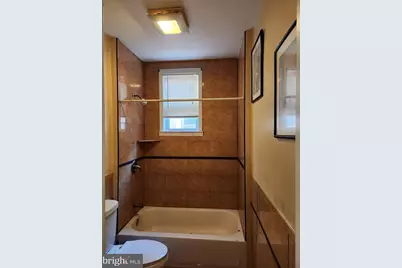 1933 W Pacific Street, Philadelphia, PA 19140 - Photo 10