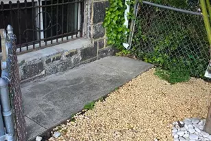 1933 W Pacific St, Philadelphia, PA 19140 - Photo 28