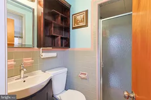 2421 Vista St, Philadelphia, PA 19152 - Photo 16