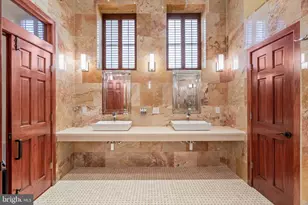 802 Locust St, Philadelphia, PA 19107 - Photo 42